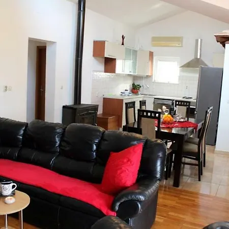 Jure Apartamento Supetar